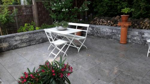 Gartenestaltung; Terrasse gestalten und anlegen